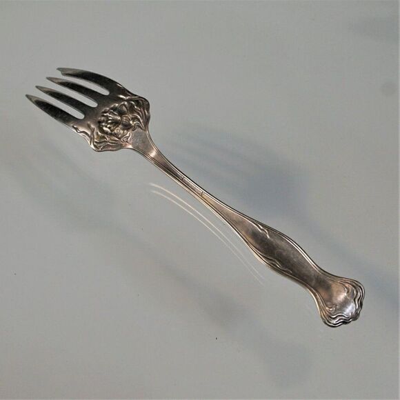 Vintage Meat Serving Fork Rogers Bros 1903 Mystic Pattern Silverplate - Picture 6 of 7